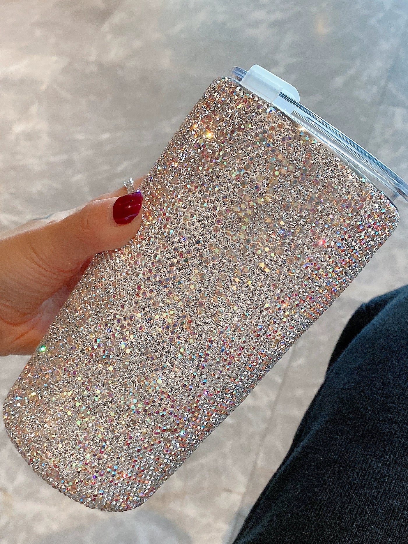 Luxury Diamond-Encrusted Tumbler with Lid – High-End Large-Capacity Water Cup for Home