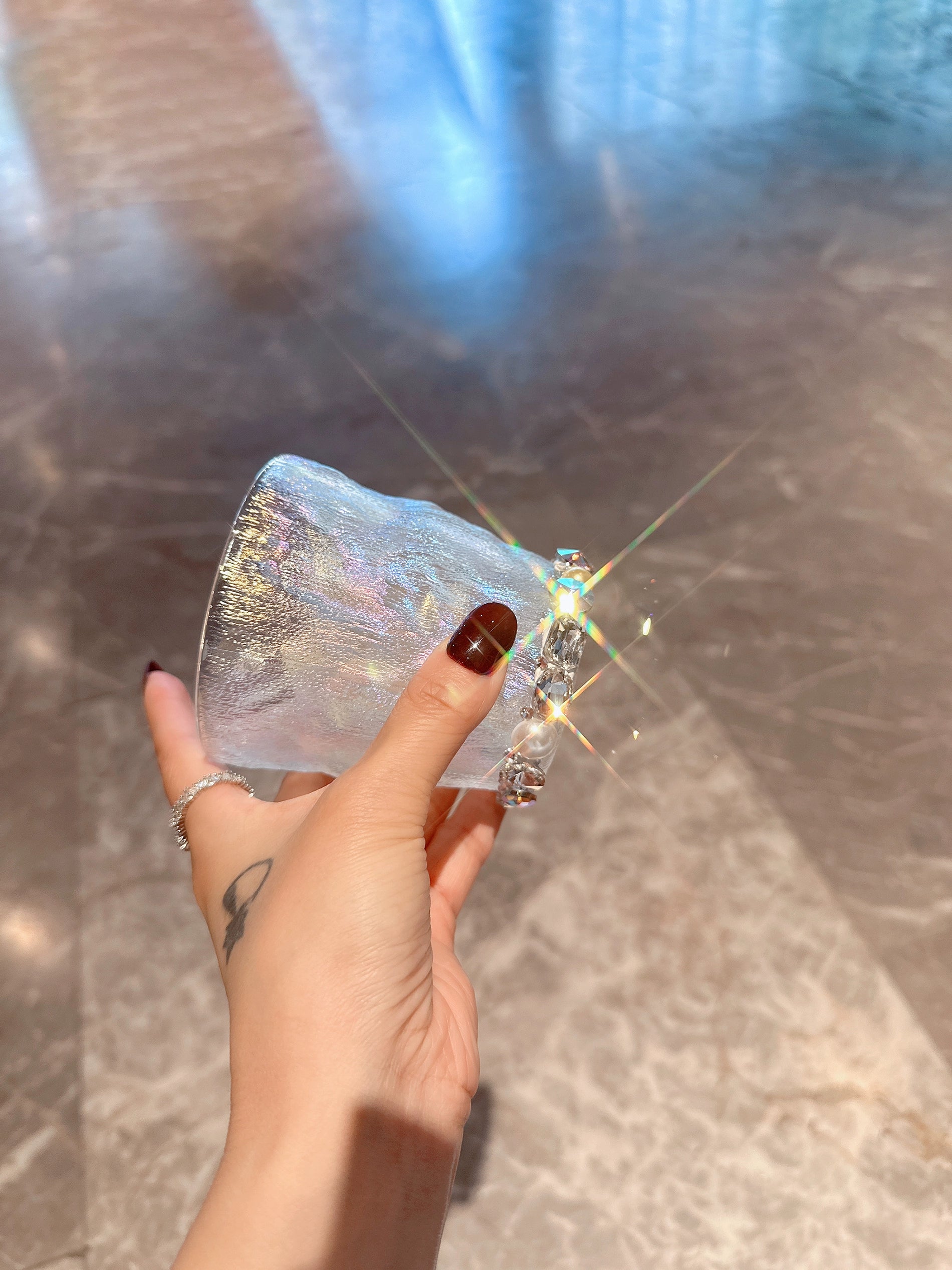 Diamond-Encrusted Gradient Glass Cup – Trendy Water, Juice, Coffee & Beer Glass for Home