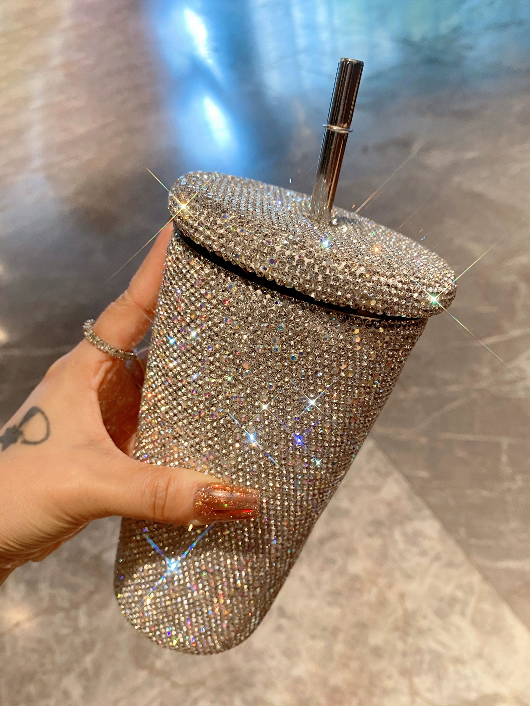 Diamond-Encrusted Stainless Steel Coffee Tumbler – Portable Thermos with Straw for Women