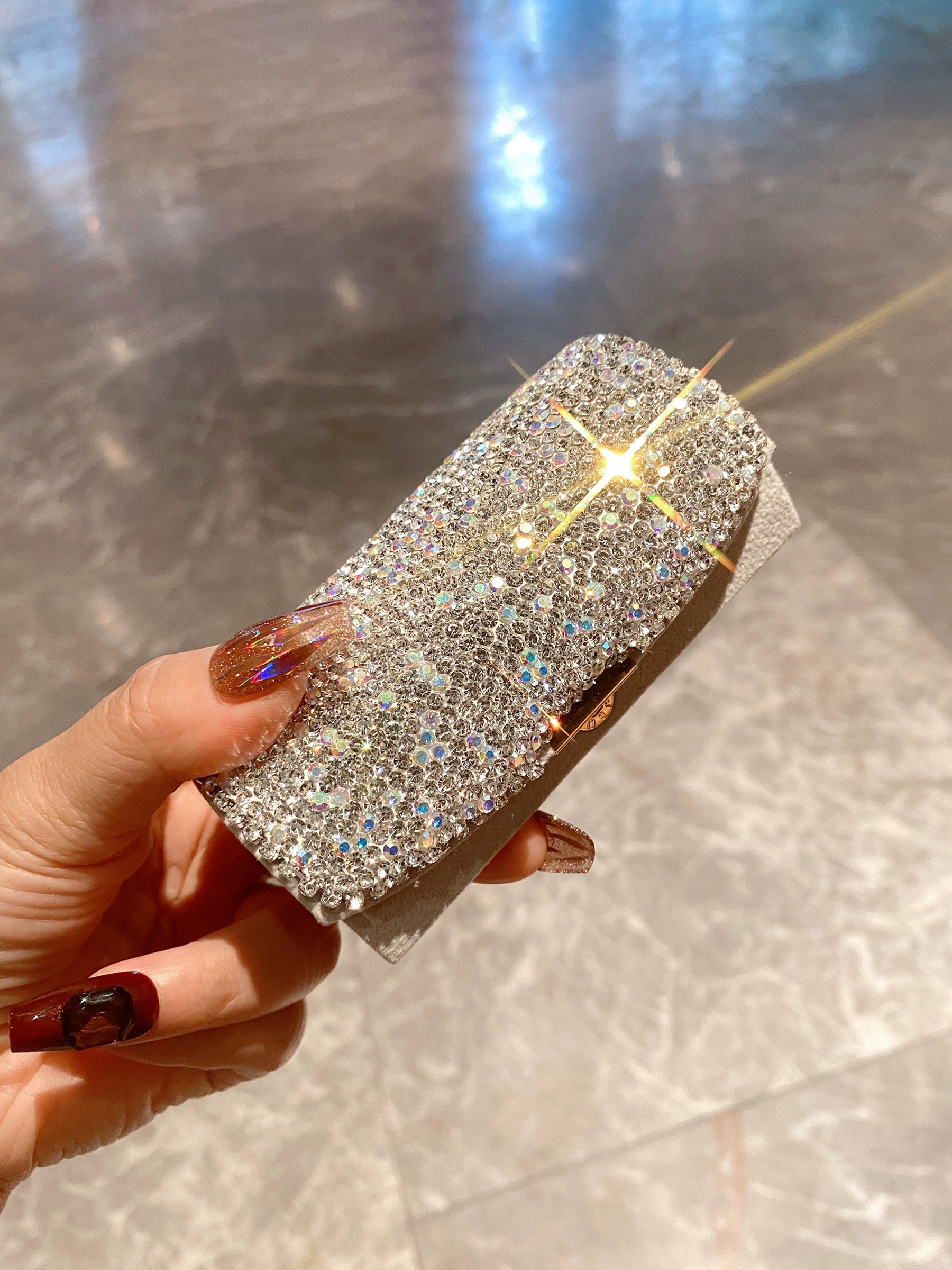 Diamond-Encrusted Mini Jewelry Box – Portable Travel Storage for Rings, Necklaces & Earrings