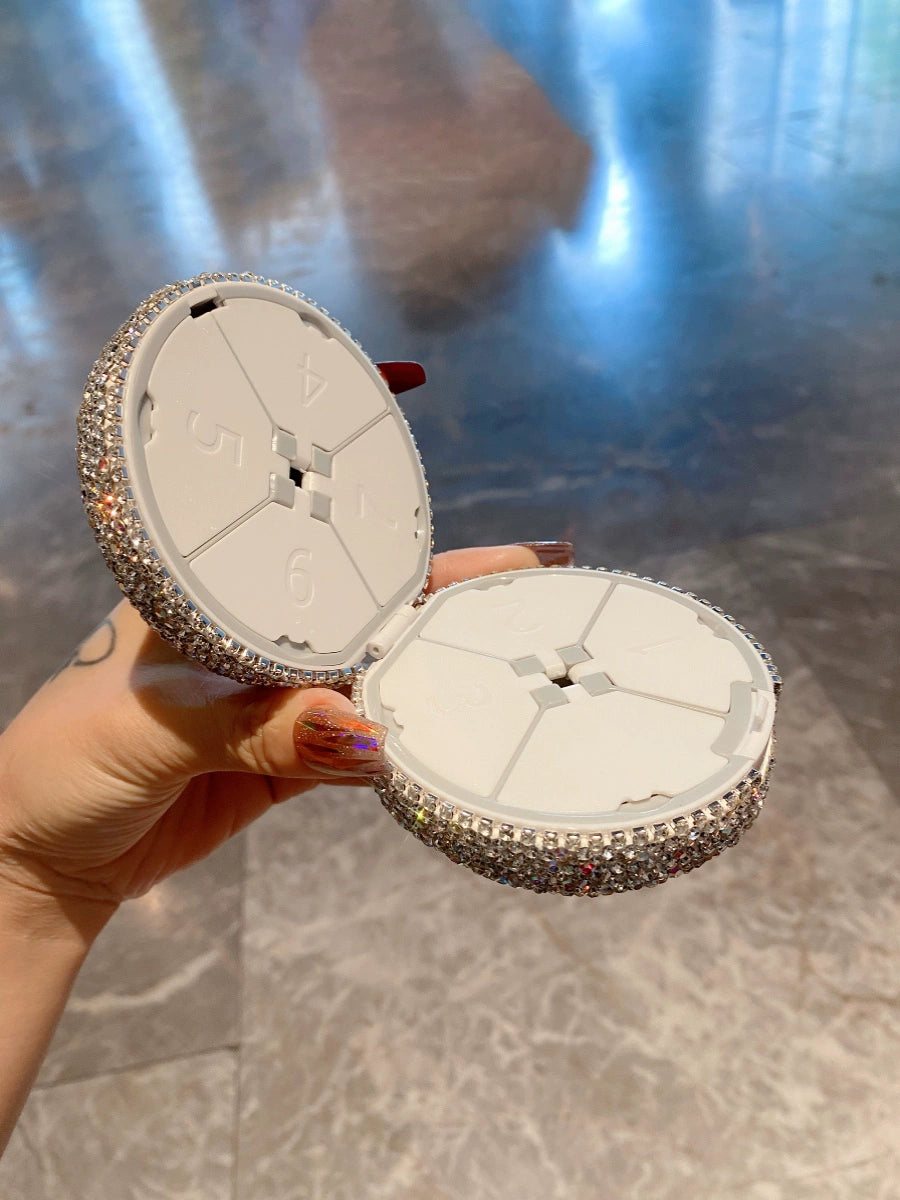 Diamond-Encrusted 7-Day Pill Organizer – Large-Capacity Portable Medicine Box with Sealed Compartments