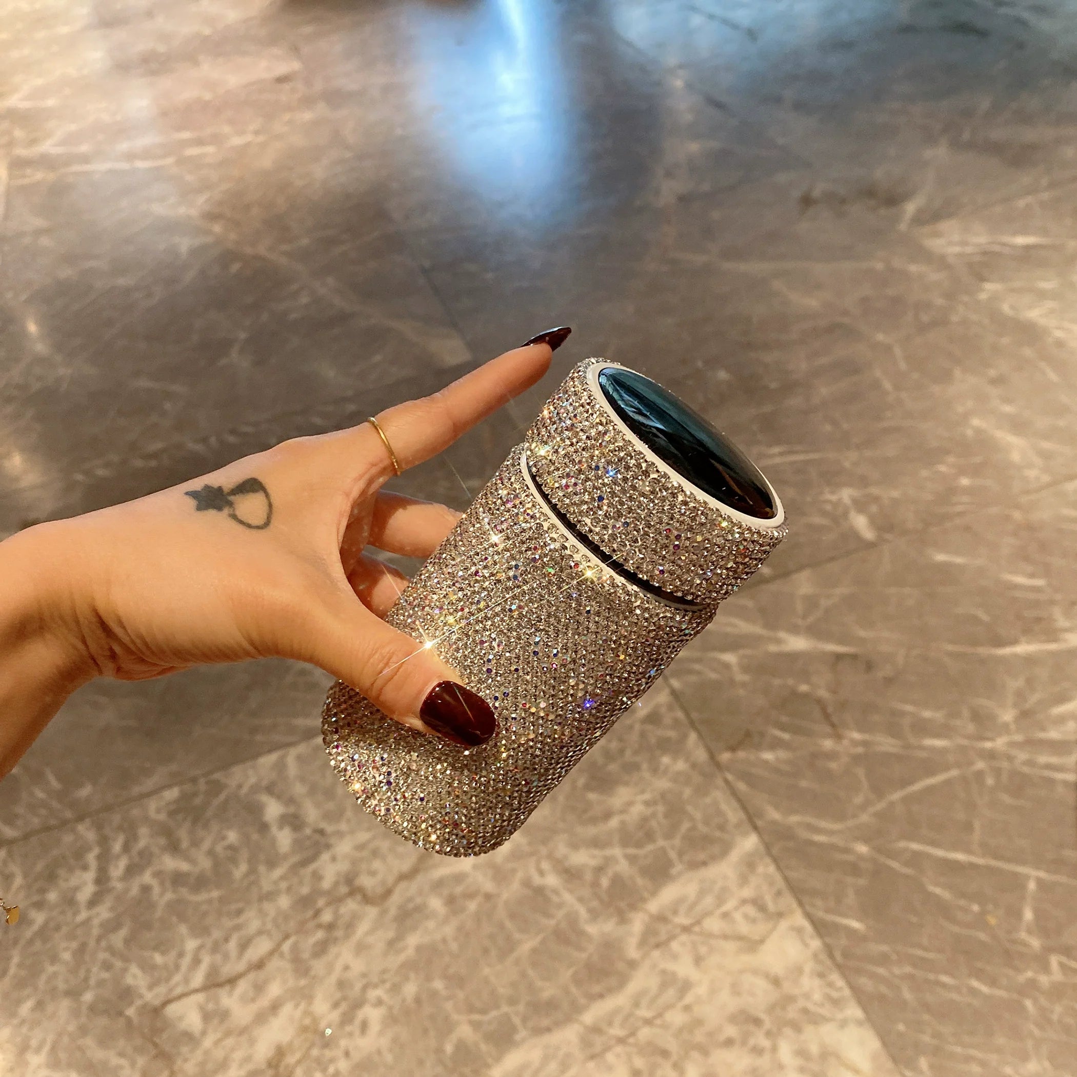Diamond-Encrusted Smart Thermos Cup – Small Capacity Temperature Display Portable Water Bottle