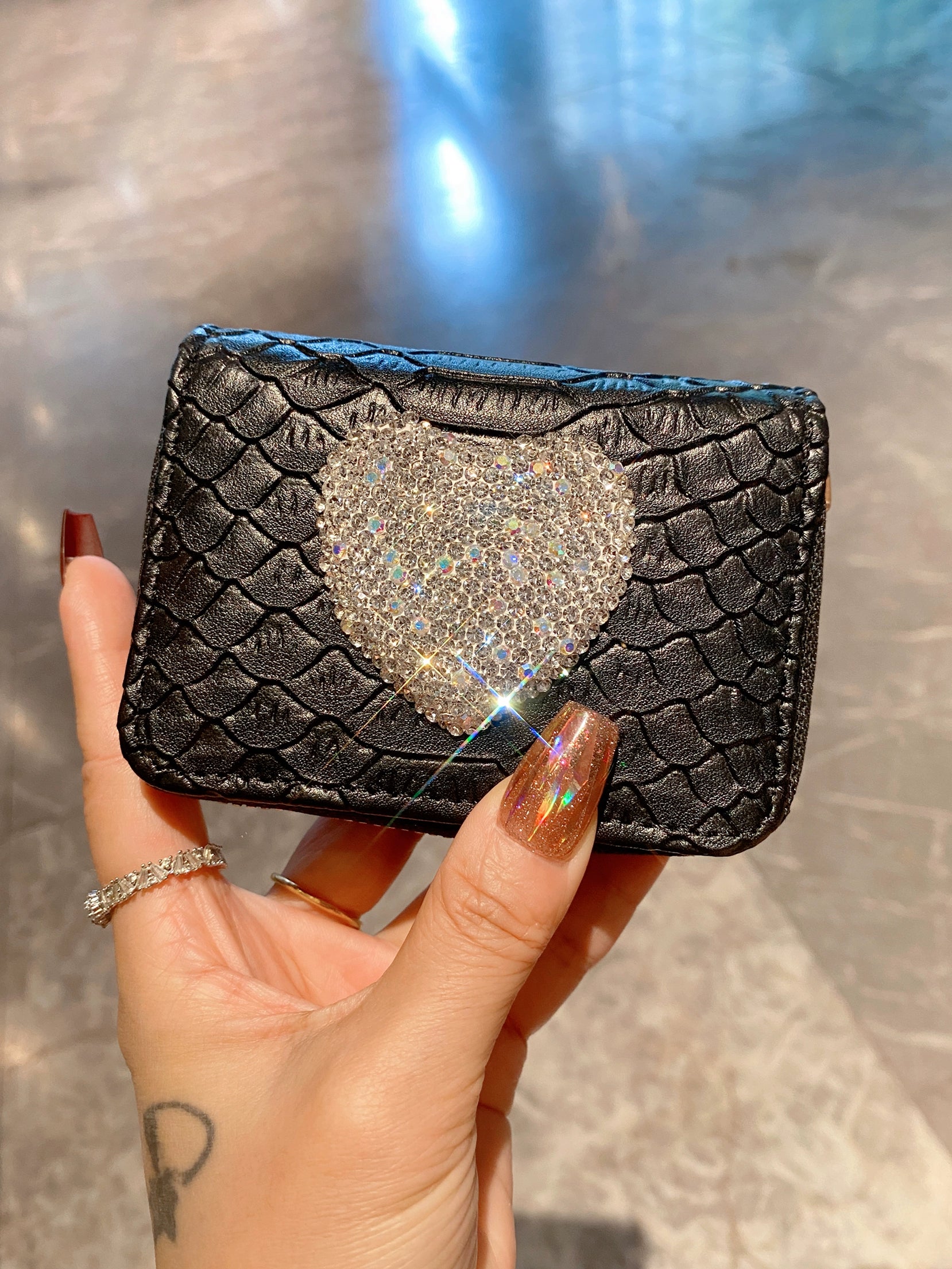 Sparkly Diamond Card Holder – Cute Portable Wallet with Large Capacity for Cards & Coins