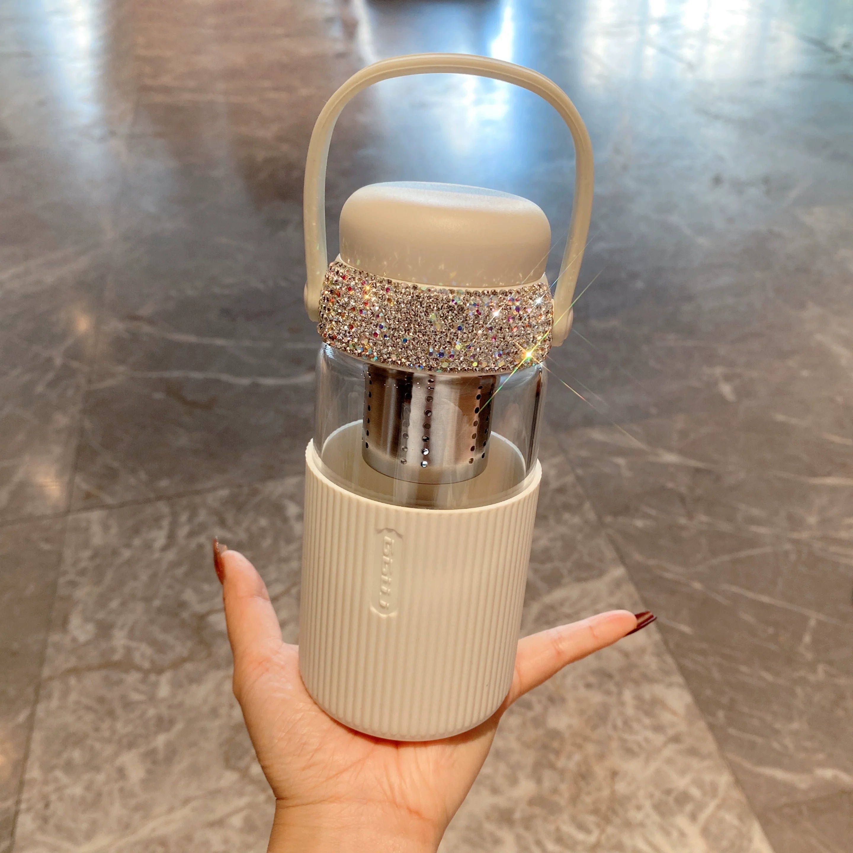 Diamond-Encrusted Stainless Steel Thermos – Large-Capacity Tea & Water Separation Tumbler