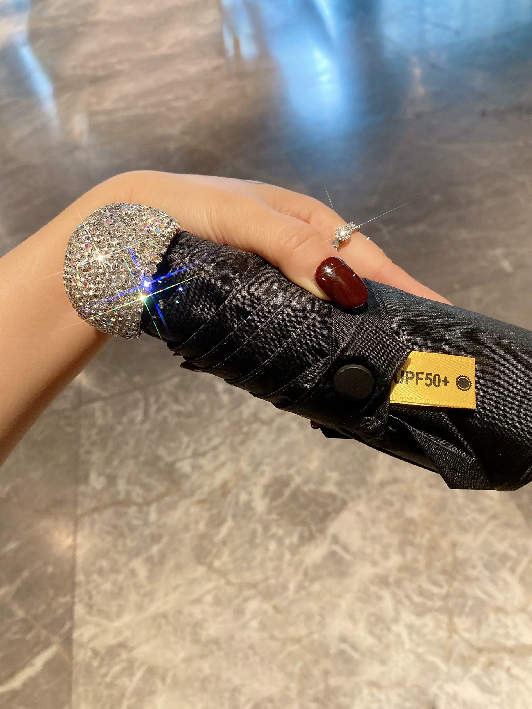 Diamond-Encrusted Women’s Parasol – High-Value Sun Protection & UV Anti-Rain Umbrella