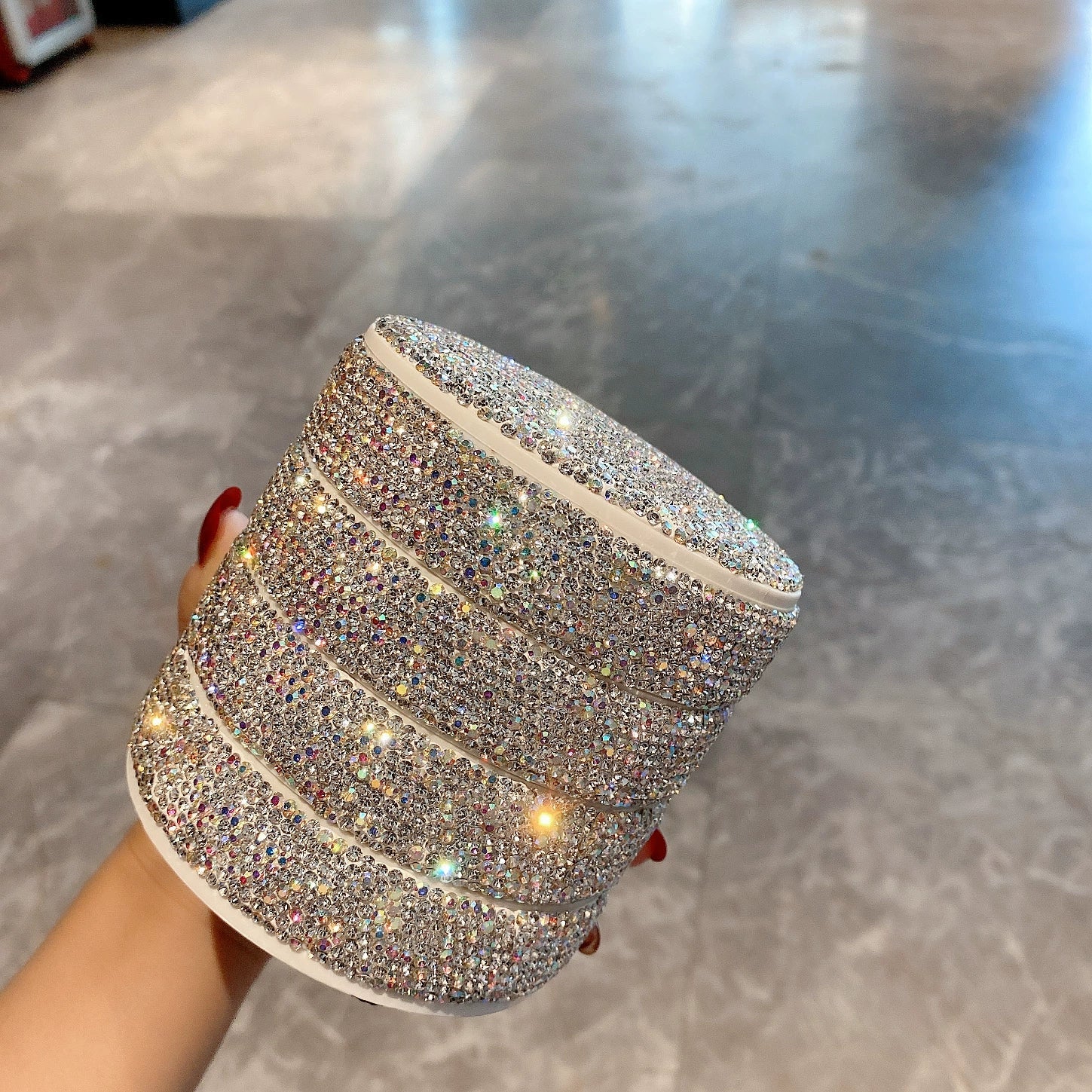 Diamond-Encrusted Rotating Jewelry Box – Multi-Layer Storage for Earrings, Rings, and Hand Jewelry