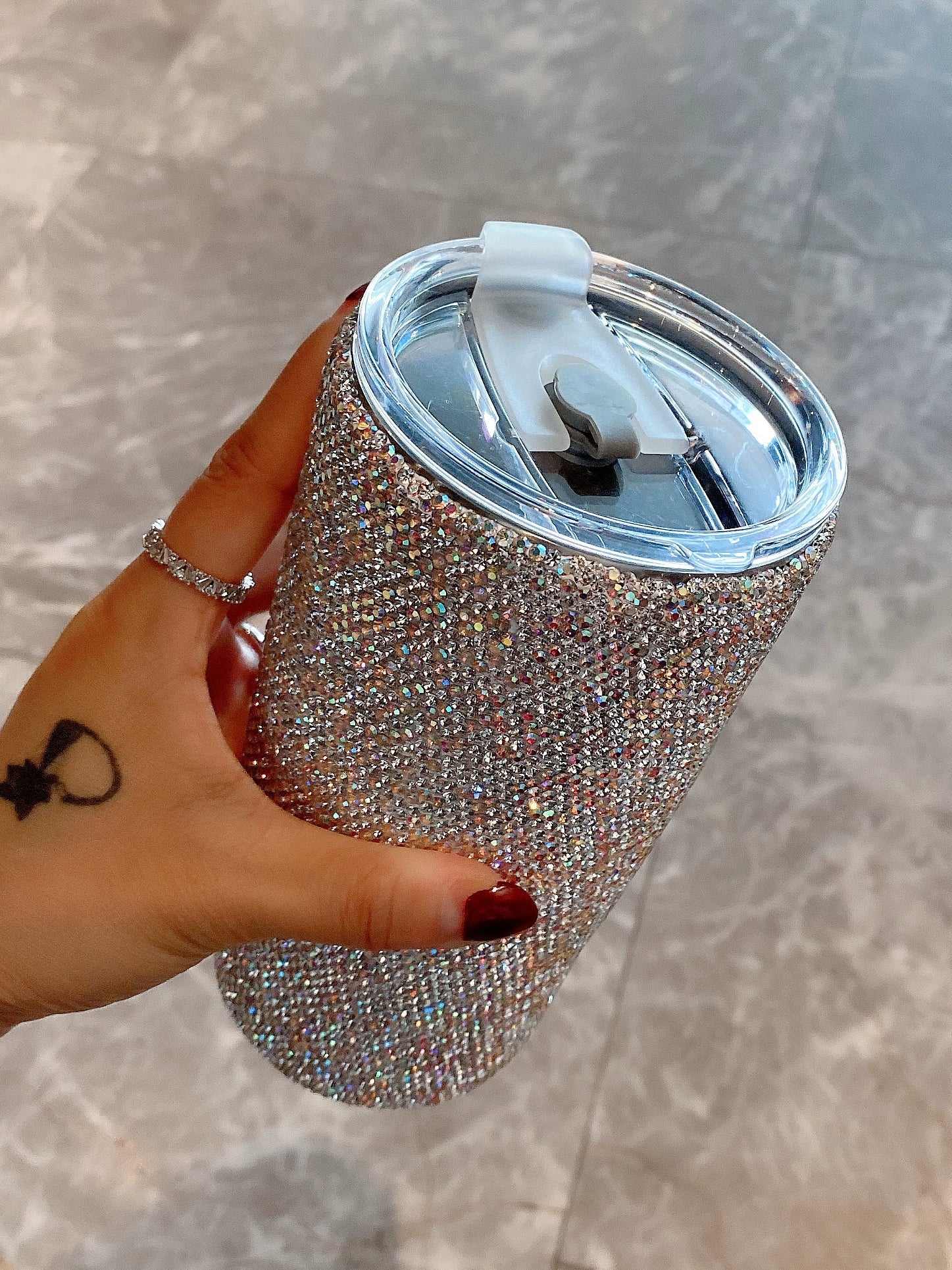 Luxury Diamond-Encrusted Tumbler with Lid – High-End Large-Capacity Water Cup for Home