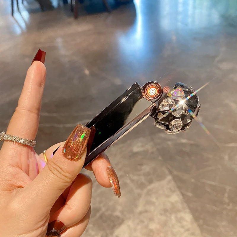 Diamond-Encrusted Mini Rechargeable Lighter – Lightweight, Colorful, Portable & Windproof Flip-Top Design