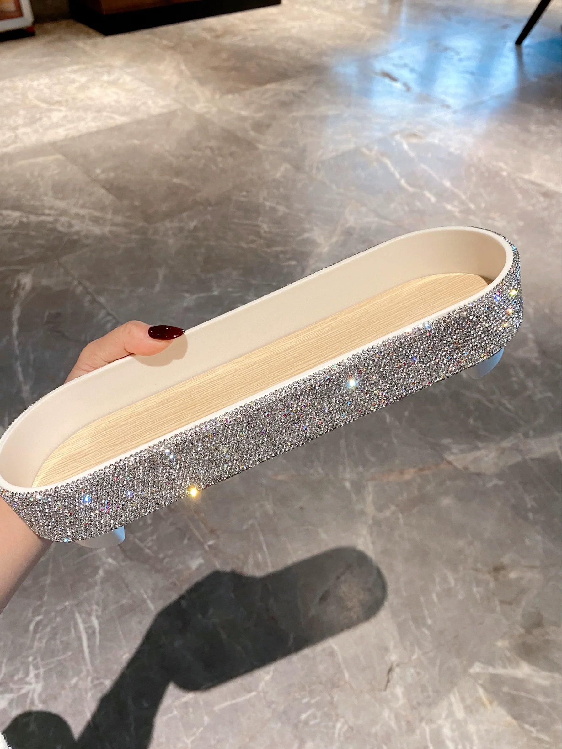 Diamond-Encrusted Cosmetic Storage Box – Large Capacity Luxury Tray for Dressing Table