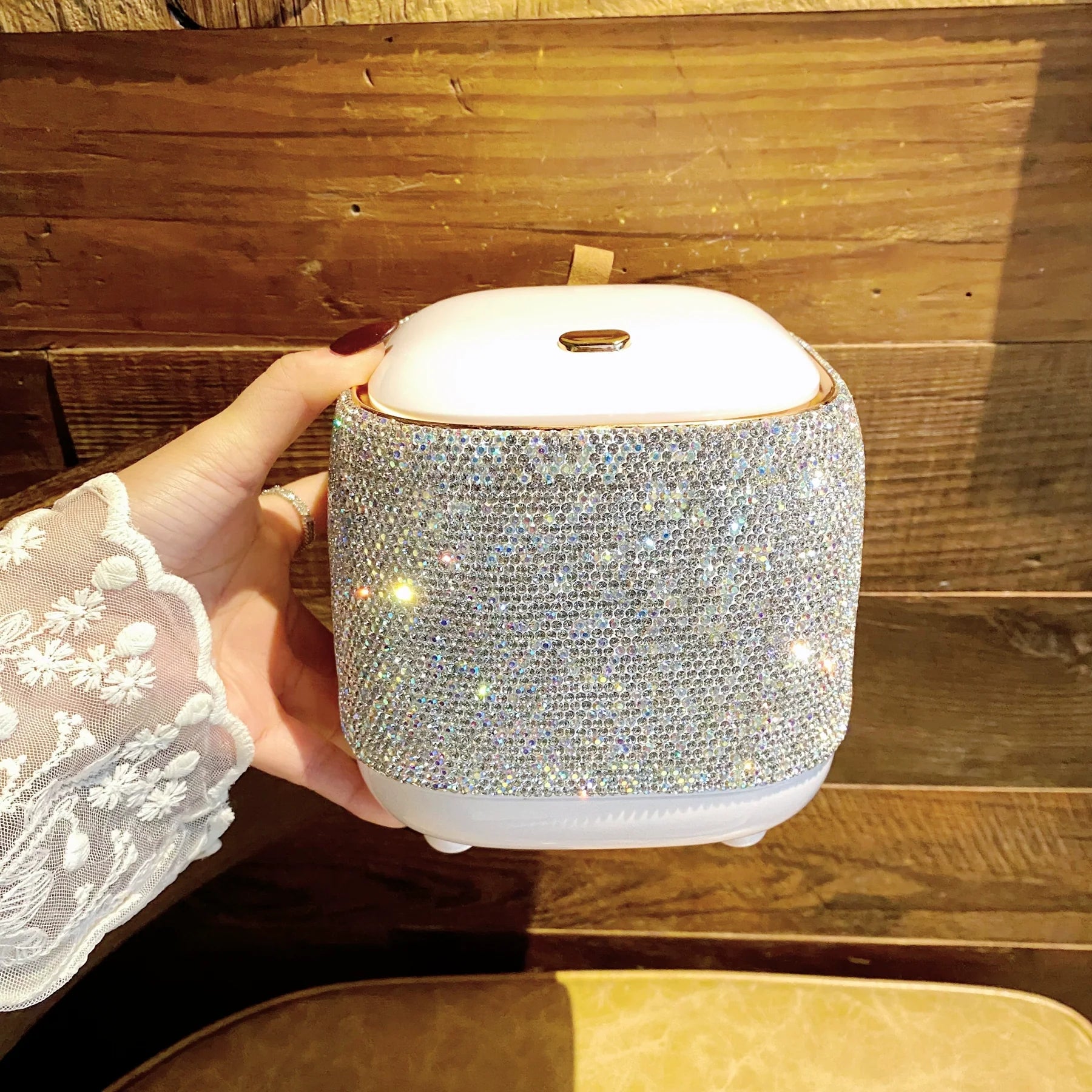 Diamond-Encrusted Desktop Trash Can – Push-Top Trash Bin, Office, Home, Tabletop Storage