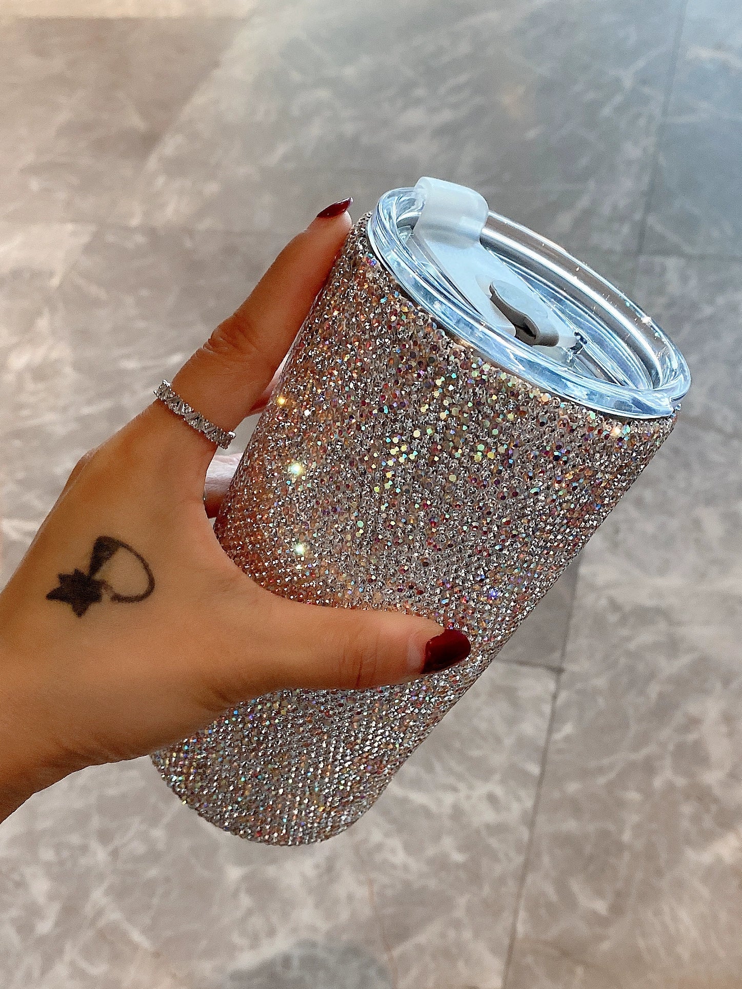 Luxury Diamond-Encrusted Tumbler with Lid – High-End Large-Capacity Water Cup for Home