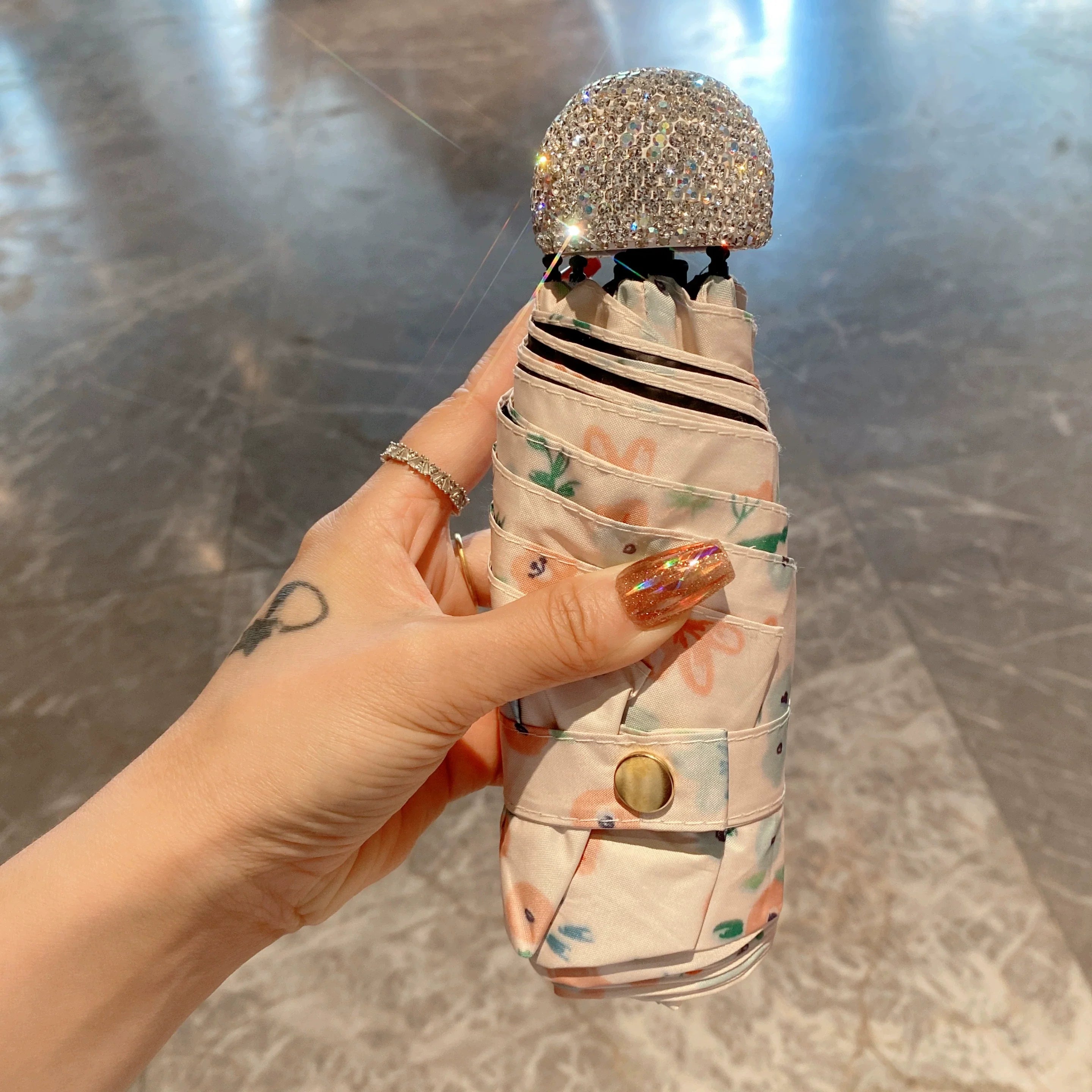 Small Diamond-Inlaid Floral Parasol – Anti-UV Folding Umbrella, Portable for Sun & Rain