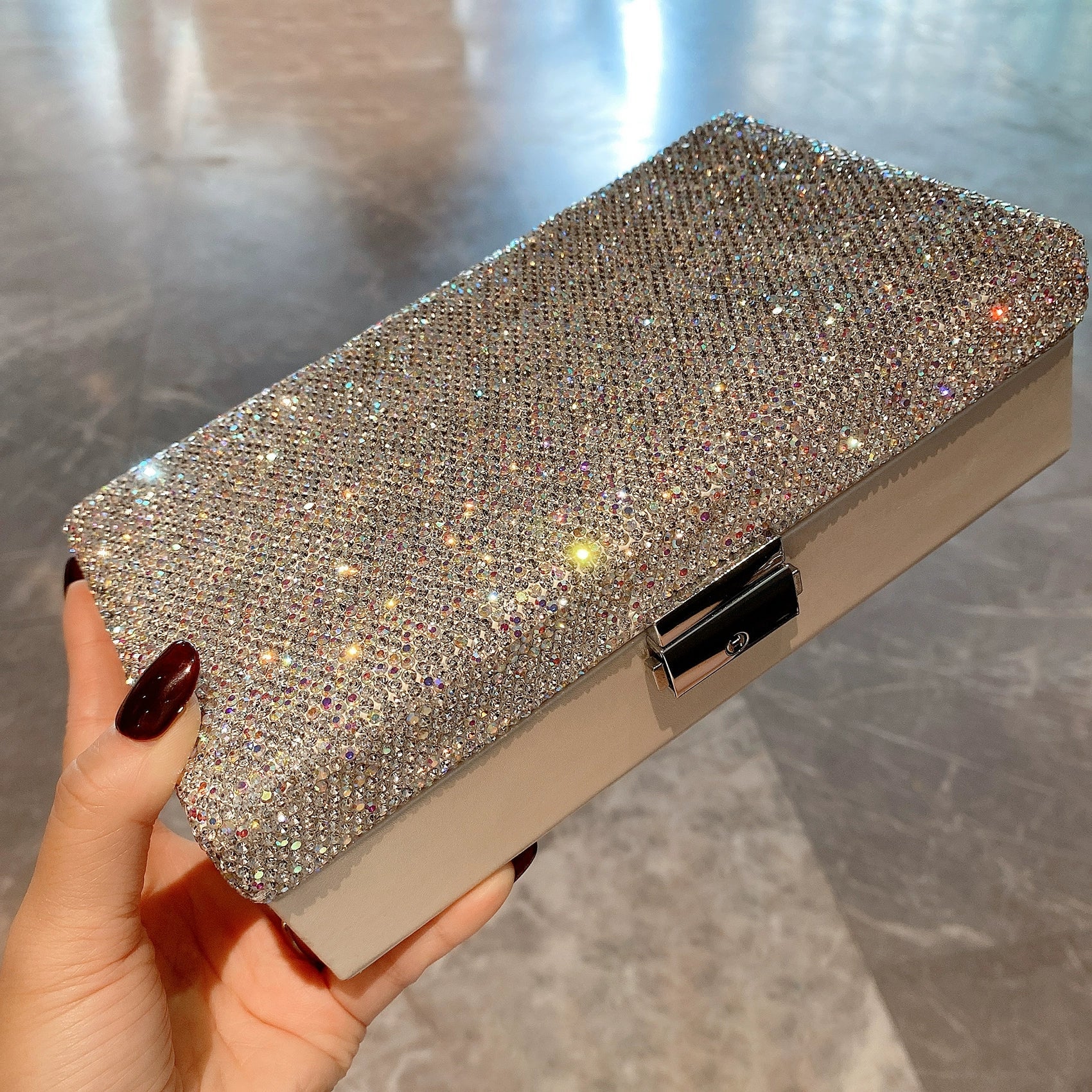 Large-Capacity Luxury Diamond Jewelry Box with Lock – Necklace, Ring & Bracelet Storage Case