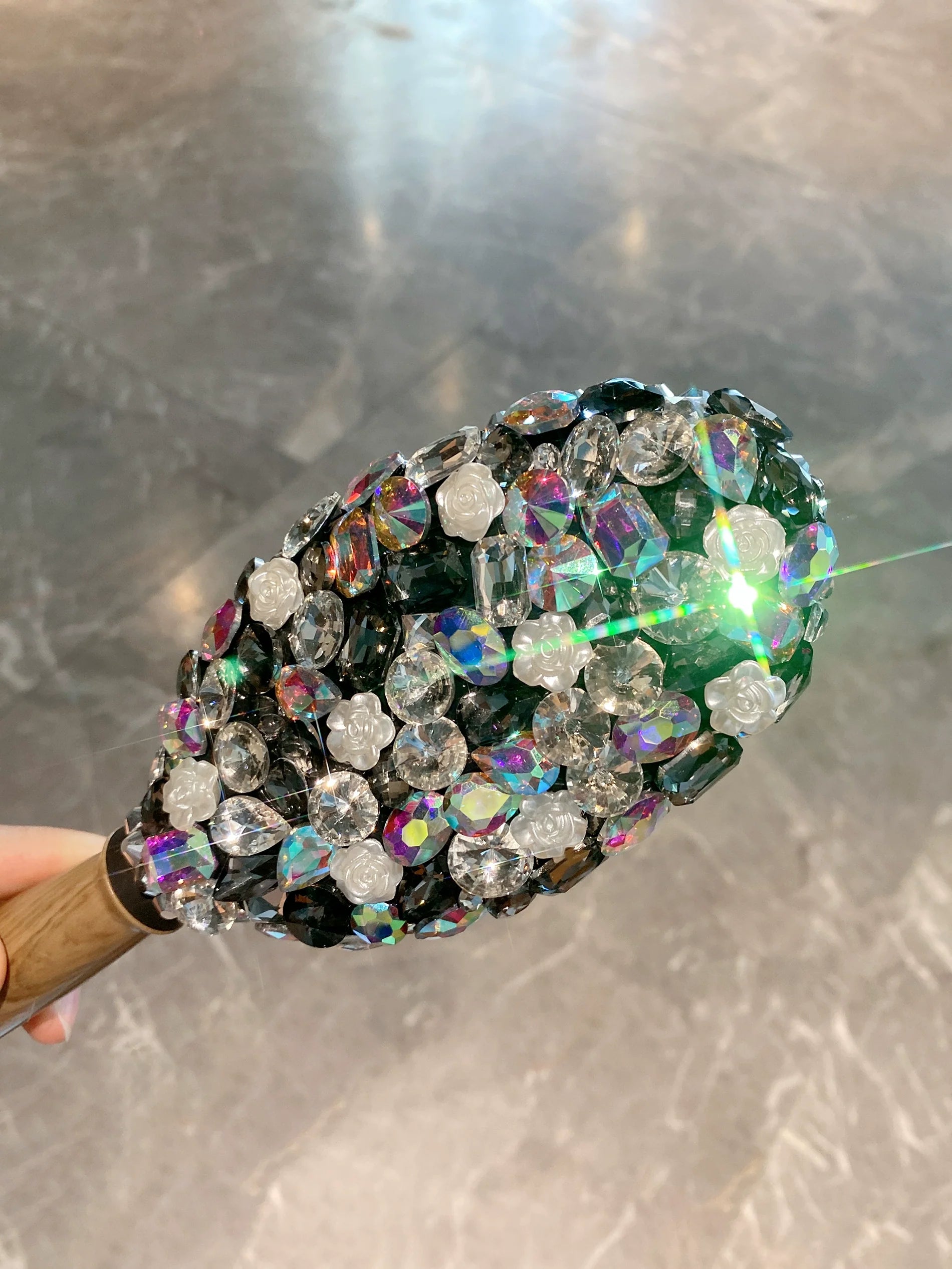 Luxury Black Diamond Air Cushion Hair Comb – Massage Head Meridian Detangling Brush