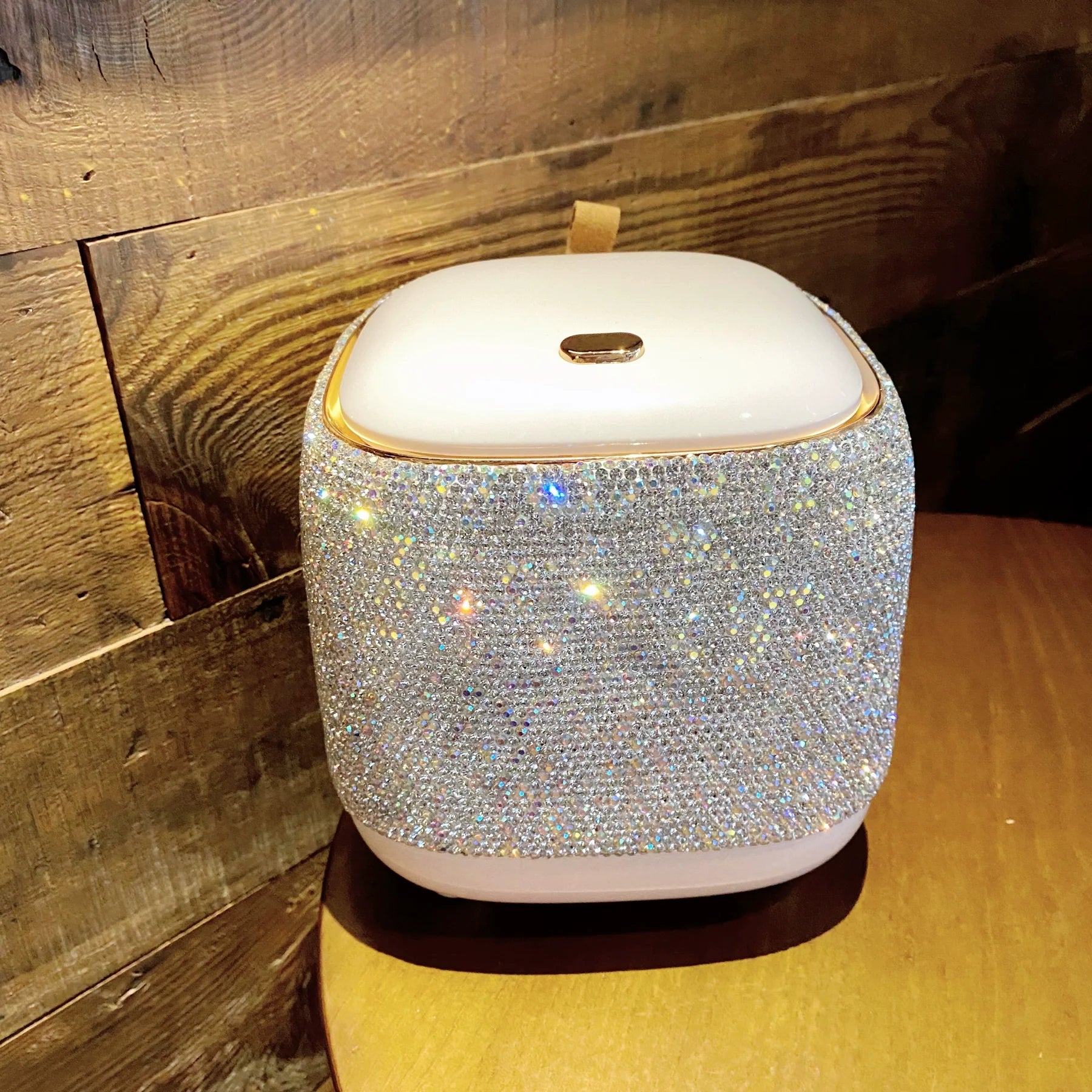 Diamond-Encrusted Desktop Trash Can – Push-Top Trash Bin, Office, Home, Tabletop Storage