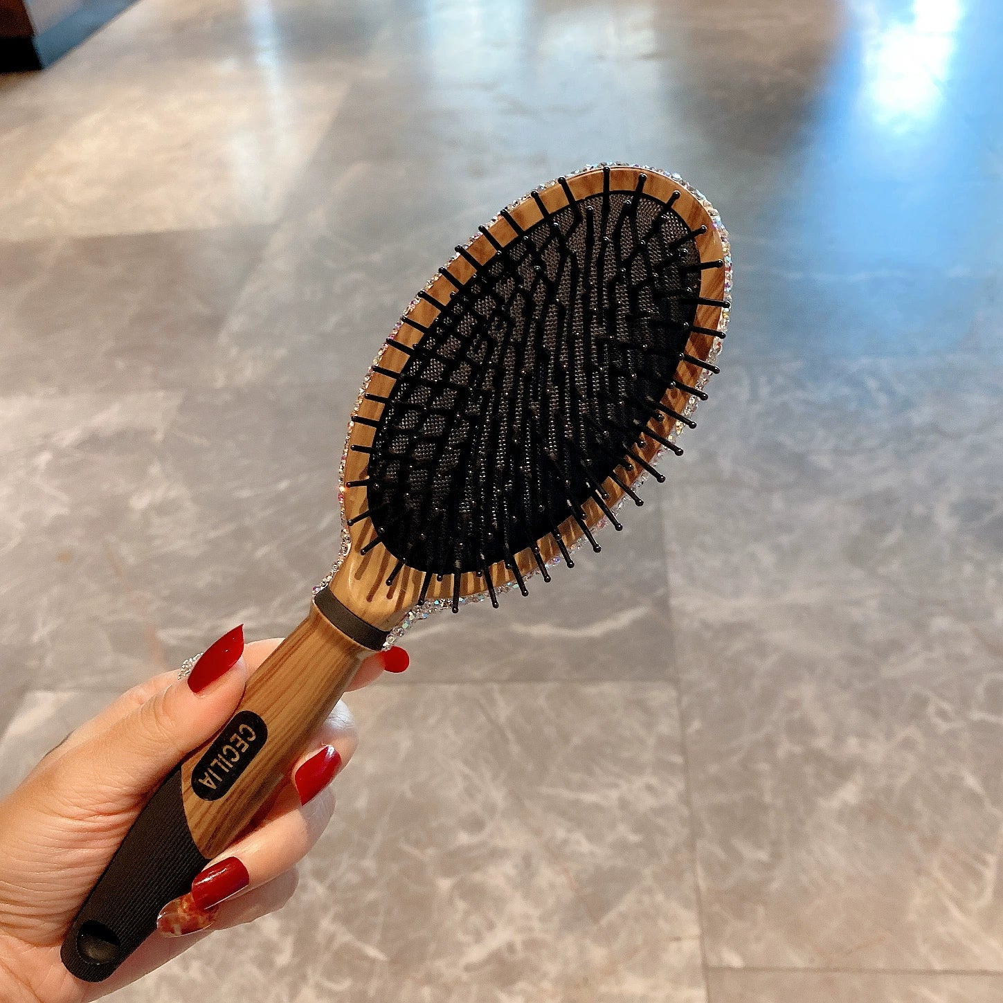 Diamond-Encrusted 3-Piece Dressing Table Set – Hair Comb, Wood Grain Mirror & Multi-Purpose Storage Bucket