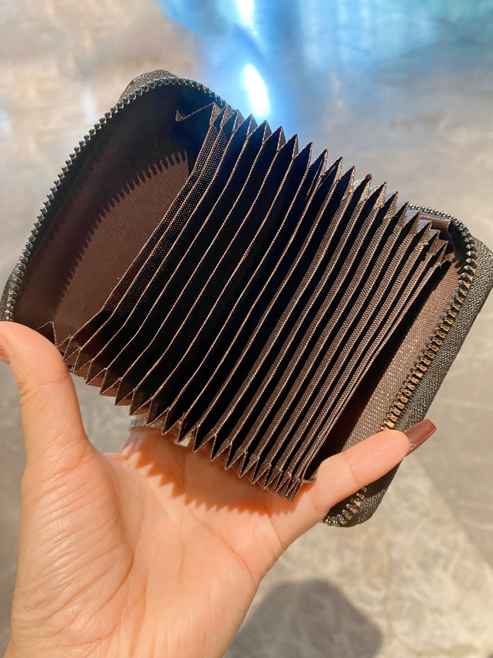 Sparkly Diamond Card Holder – Cute Portable Wallet with Large Capacity for Cards & Coins