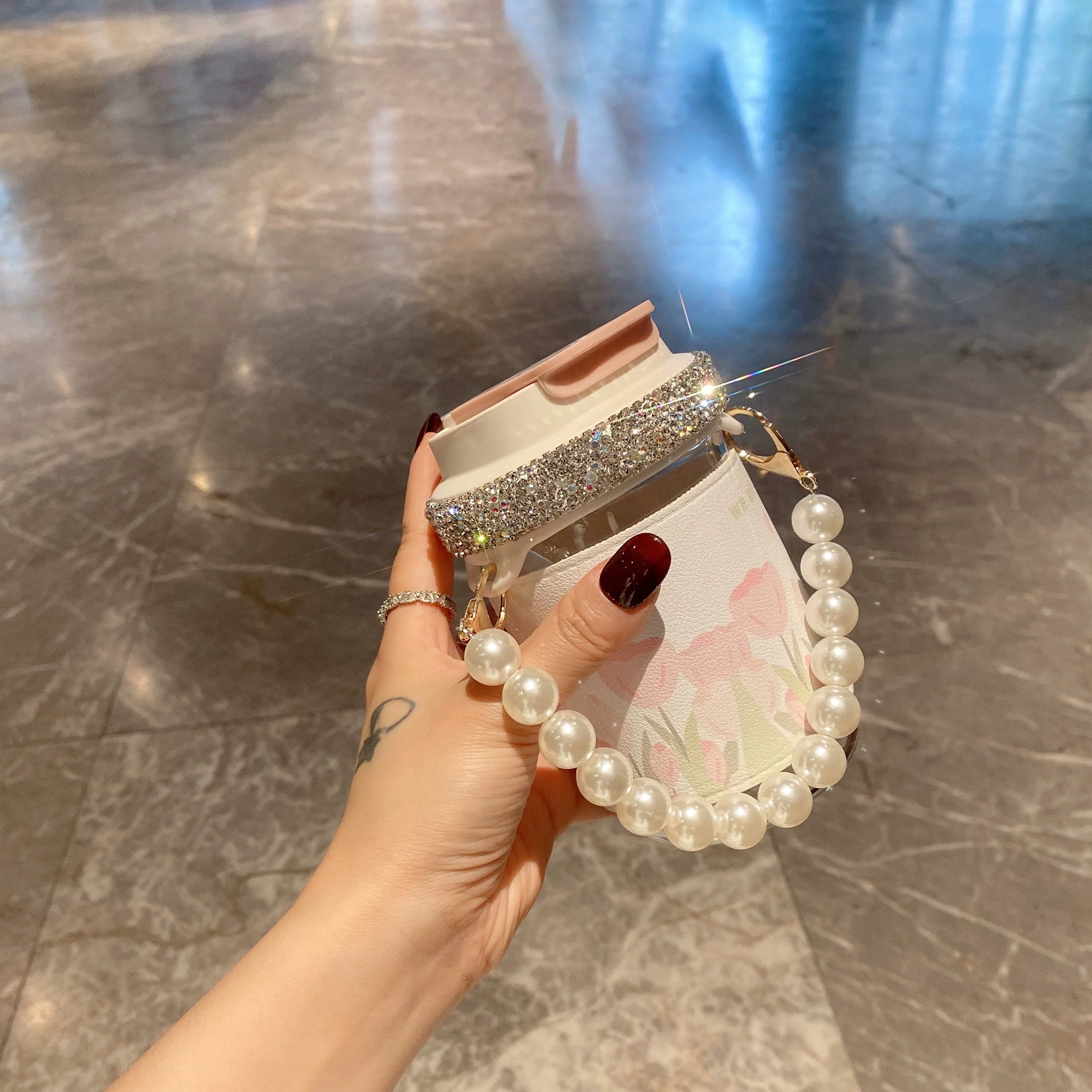 High-End Pearl Diamond-Encrusted Glass Cup – Large-Capacity Double-Straw Portable Water Tumbler