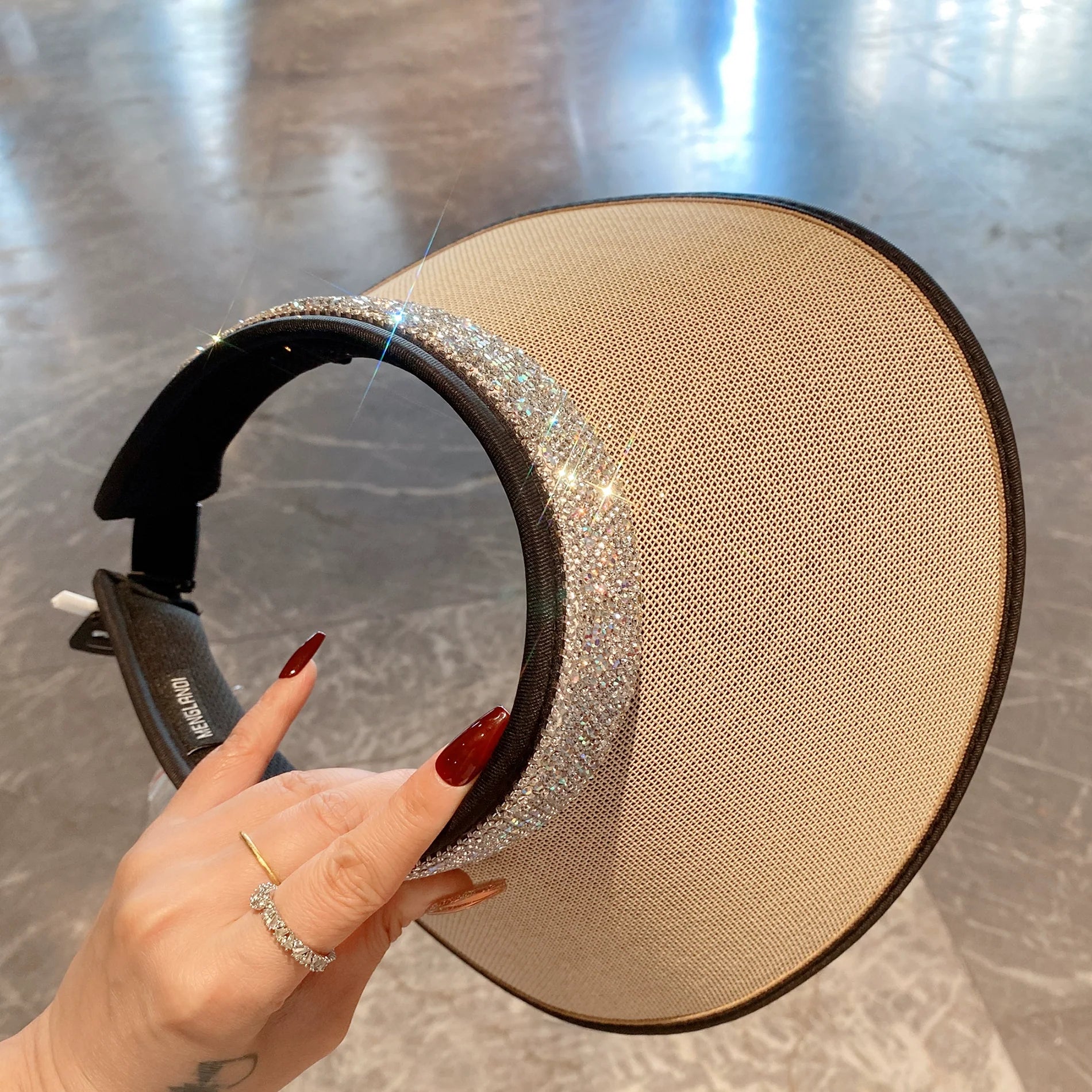 Fashion Diamond Sun Hat for Women – Large Brim Vinyl Hat, Anti-UV & Breathable Design