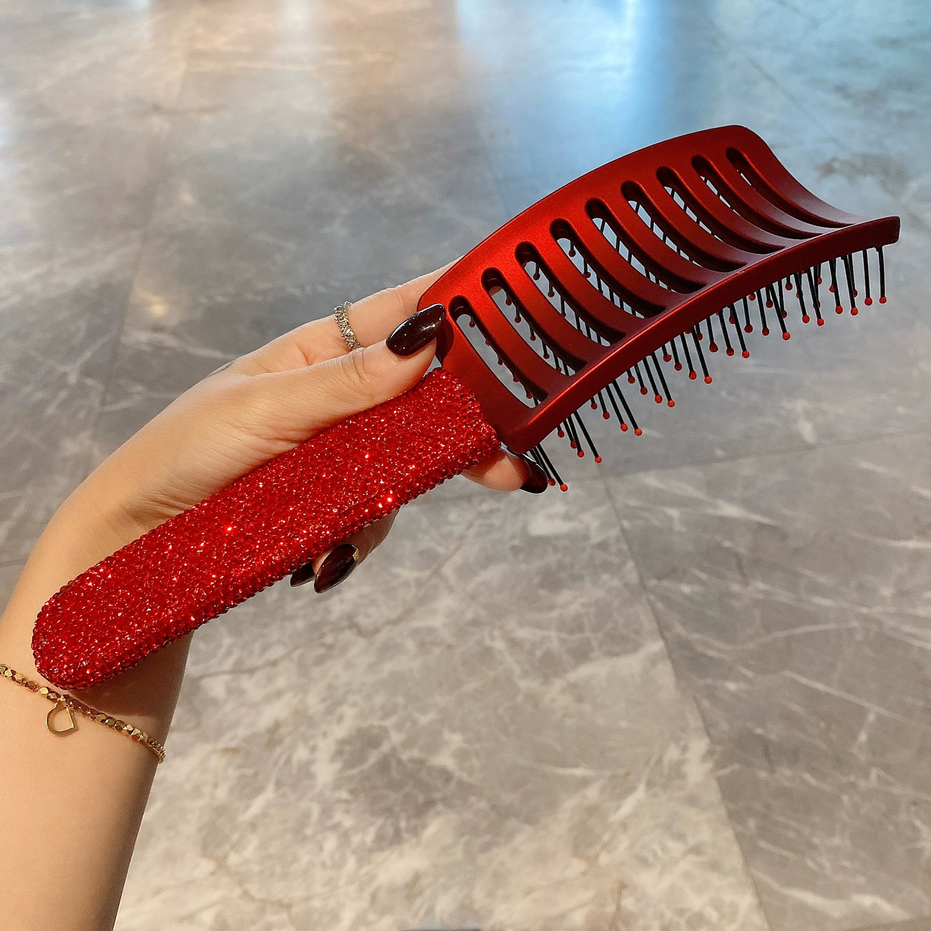 Diamond-Encrusted Curved Hair Comb – Big Root Lifting Massage Comb, Portable for Home & Travel