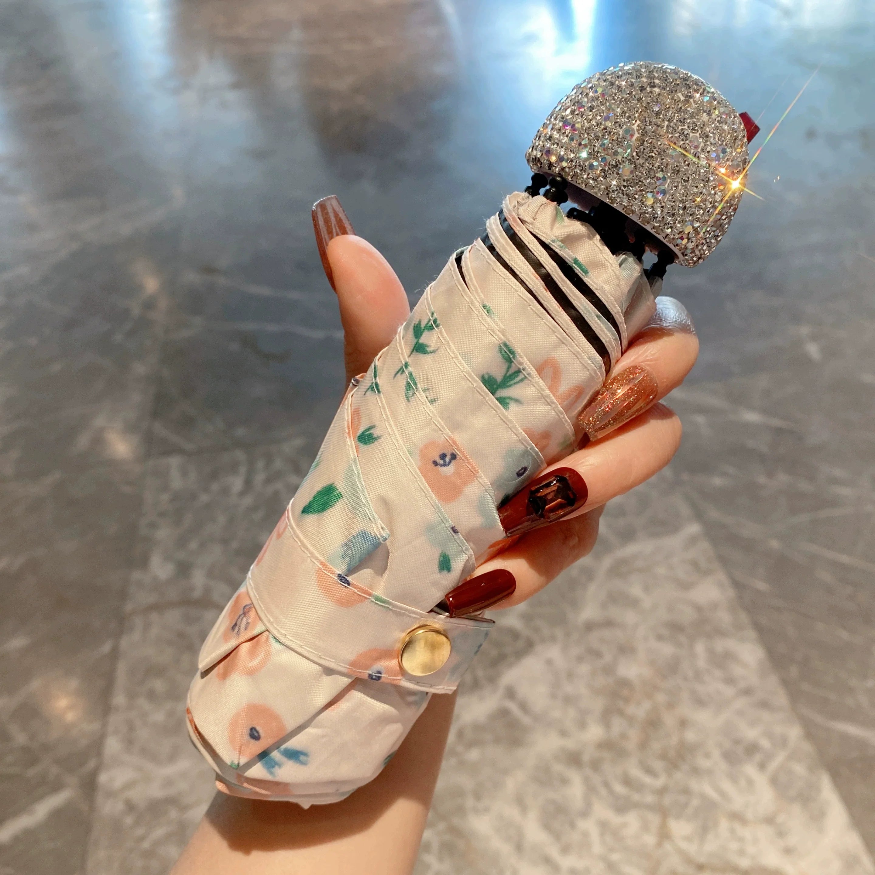 Small Diamond-Inlaid Floral Parasol – Anti-UV Folding Umbrella, Portable for Sun & Rain